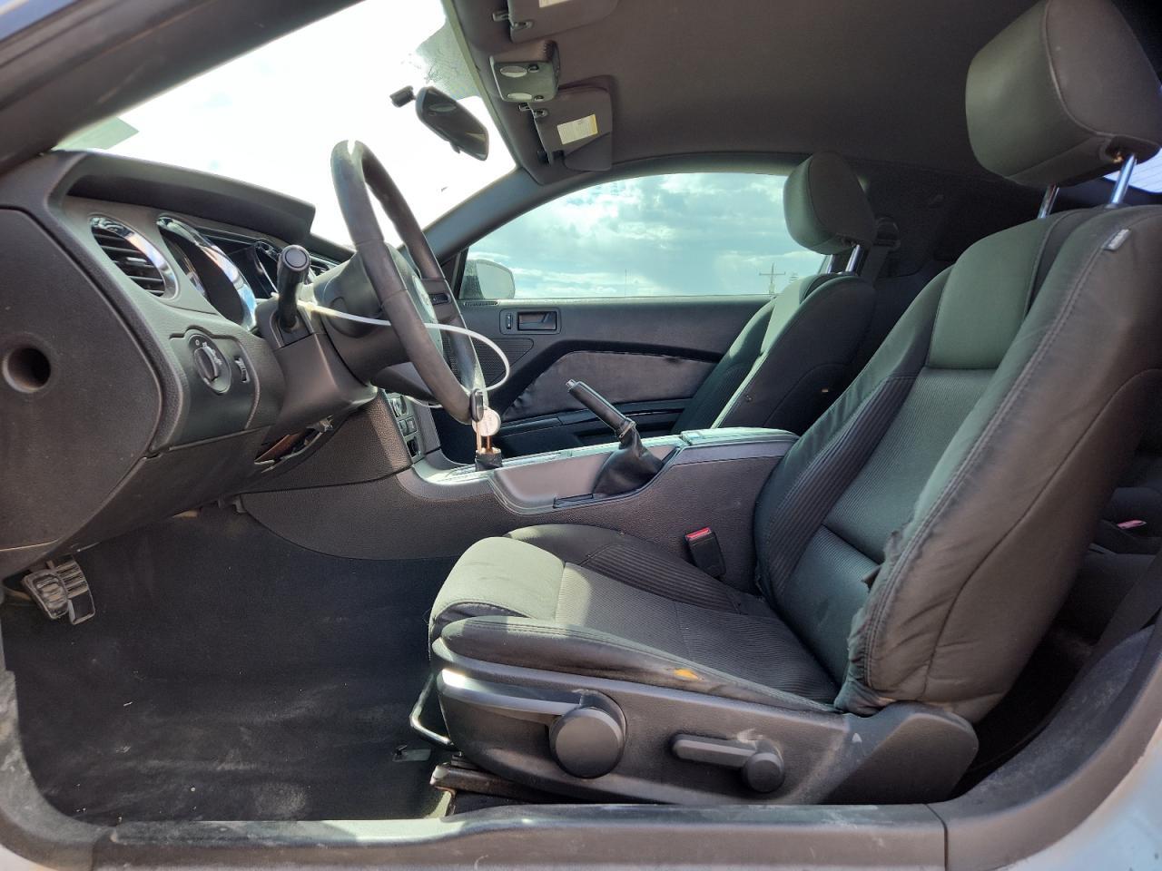 2010 Ford Mustang Gt - Фото 7