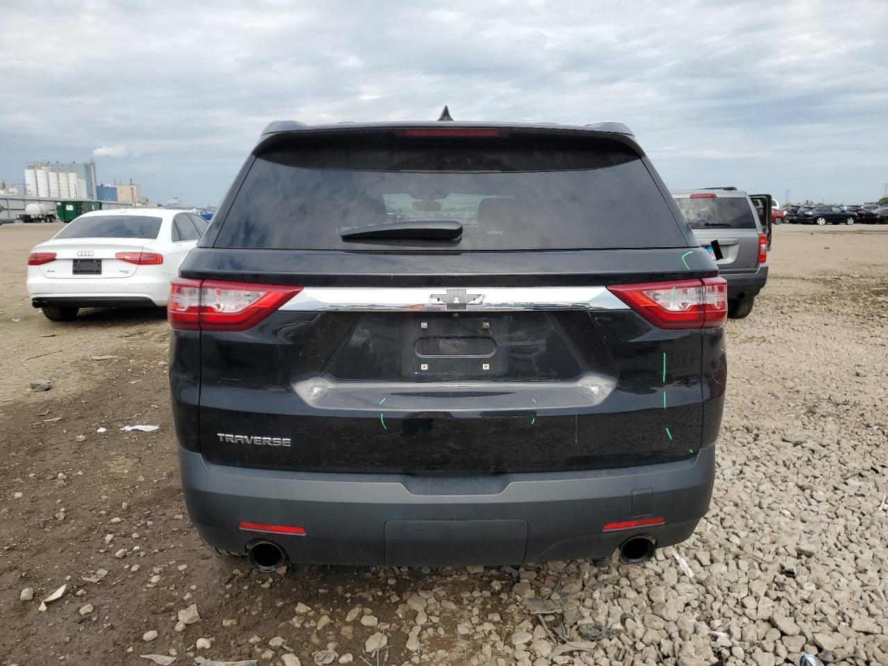 2021 Chevrolet Traverse Ls - Фото 6