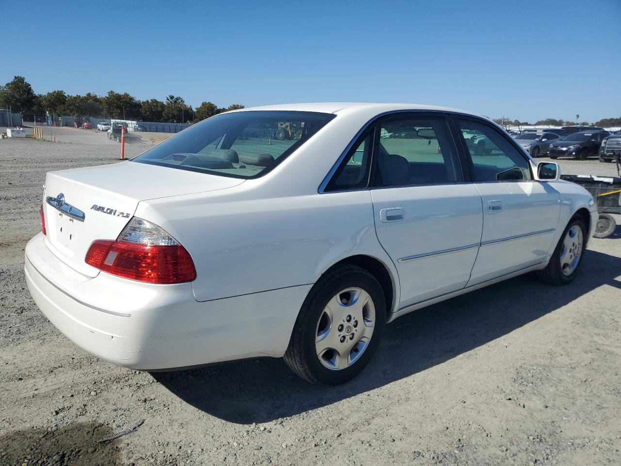 2004 Toyota Avalon Xl - Фото 3