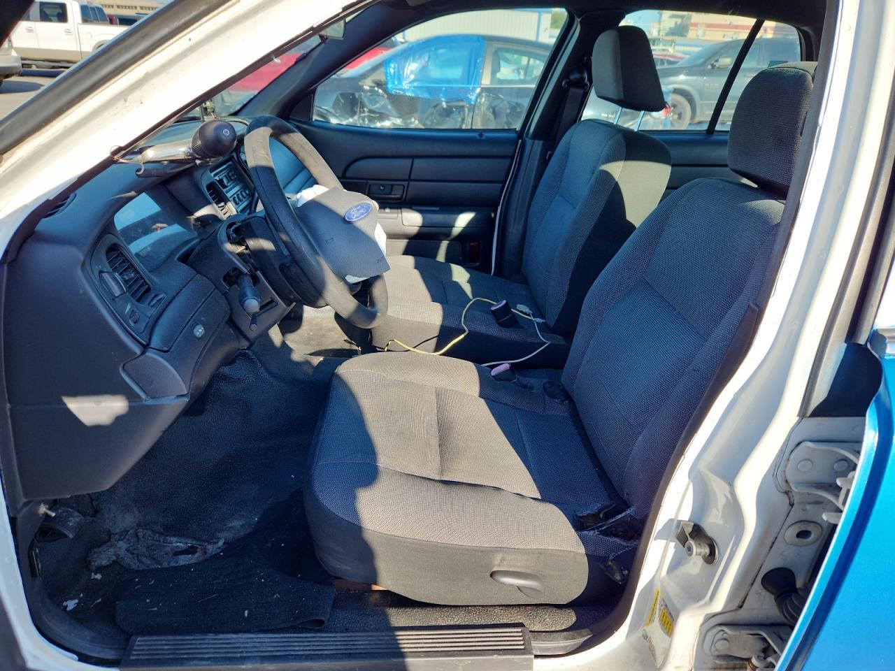 2011 Ford Crown Victoria Police Interceptor - Фото 7