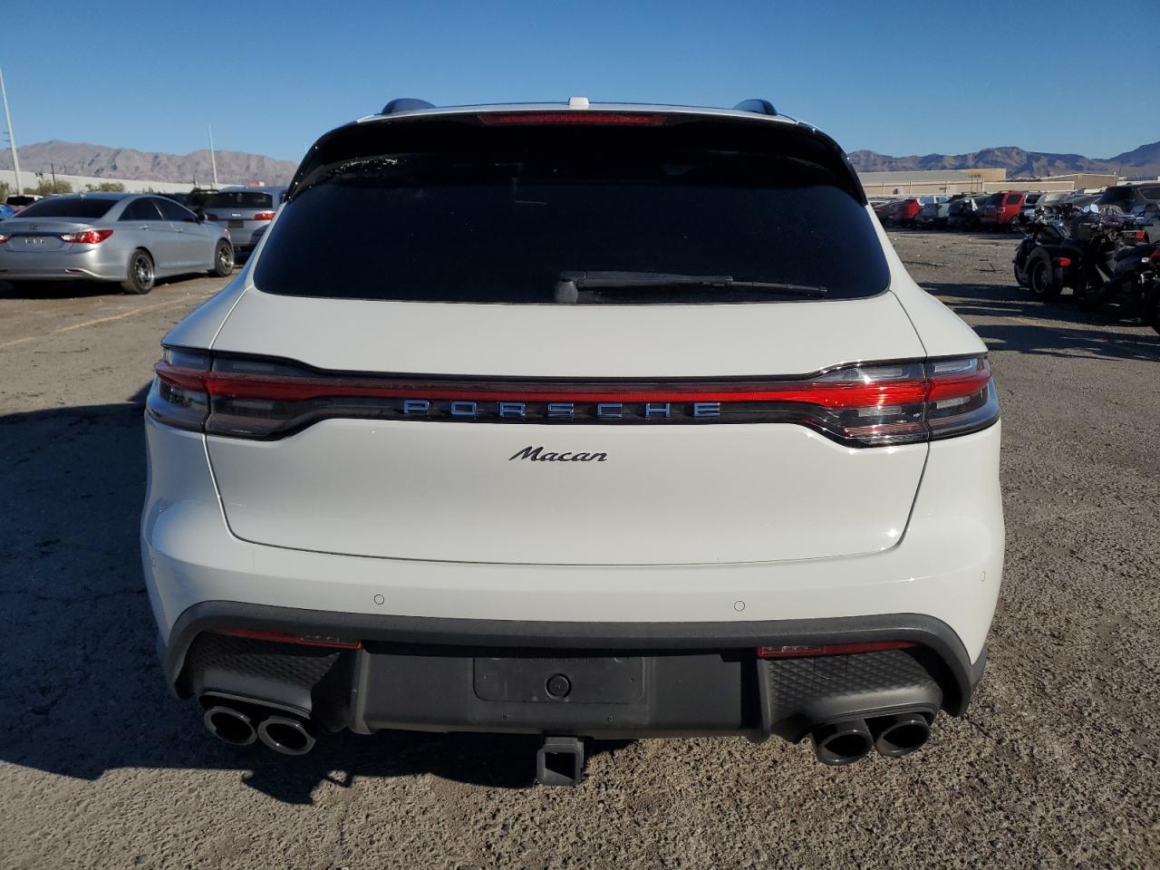 2023 Porsche Macan Base - Image 6