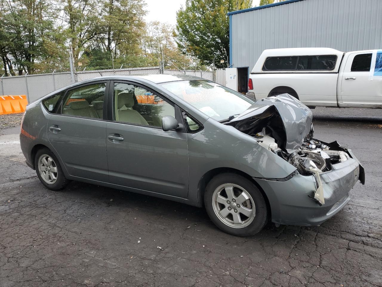 2004 Toyota Prius - Image 4