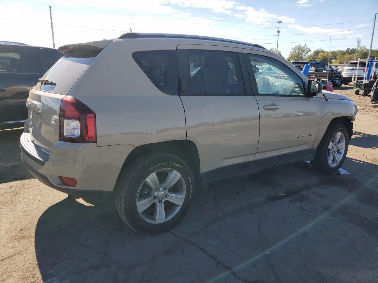 2017 Jeep Compass Sport - Фото 3