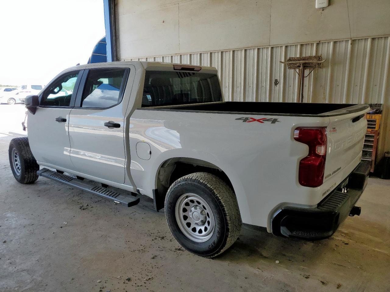 2024 Chevrolet Silverado K1500 - Image 2