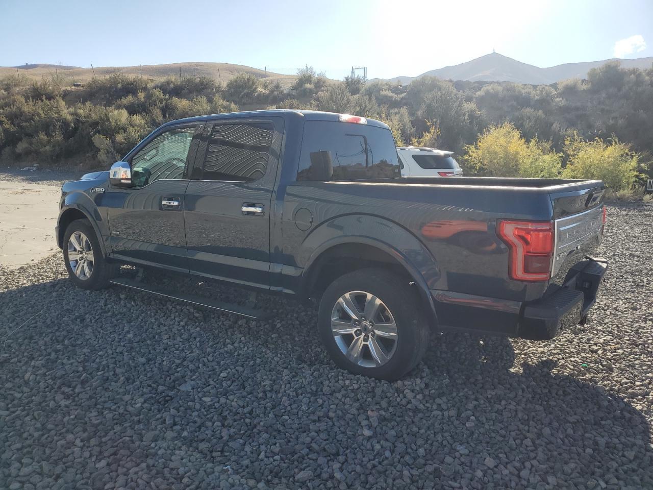 2015 Ford F150 Supercrew - Фото 2