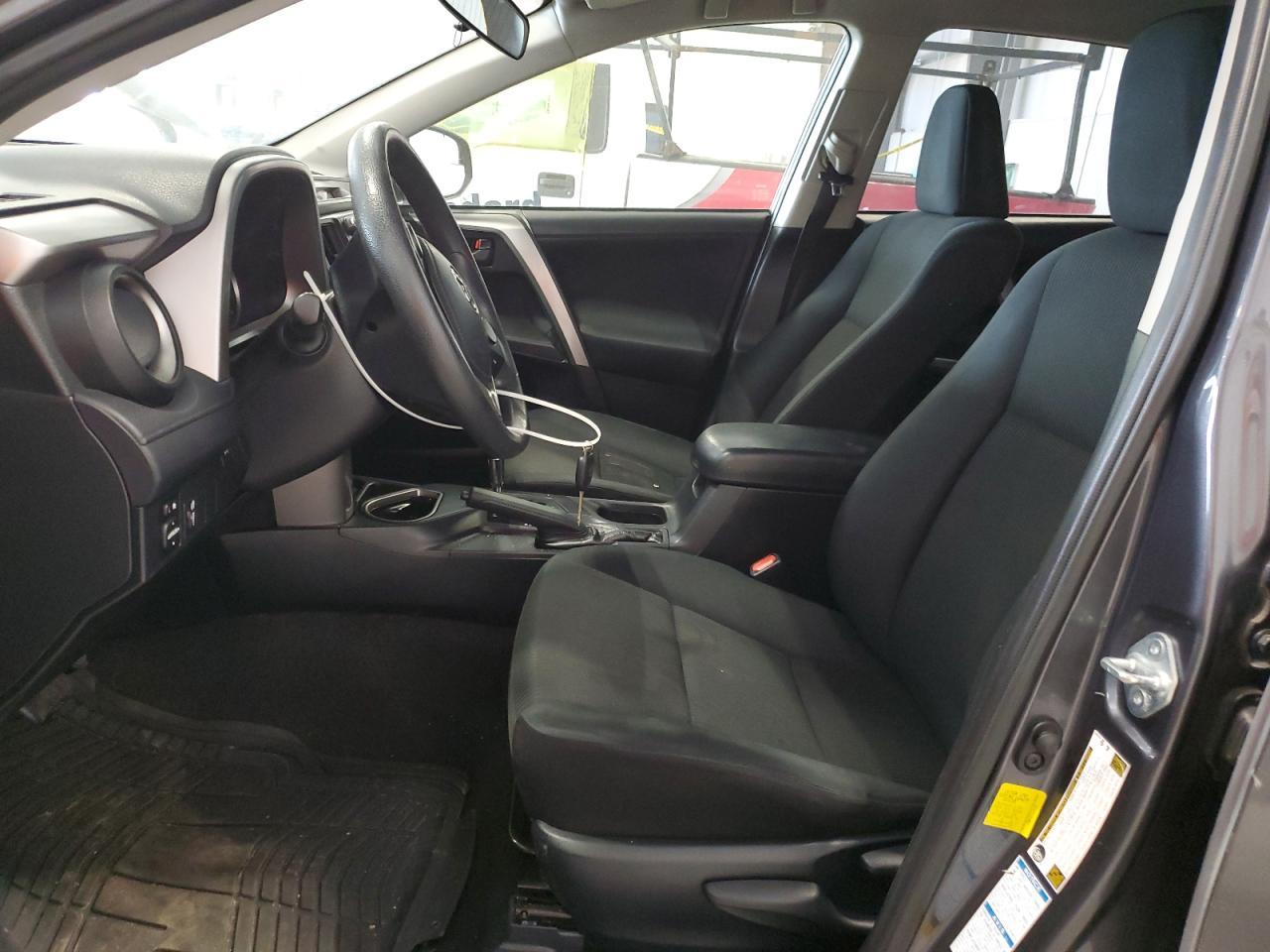 2016 Toyota Rav4 Le - Image 7