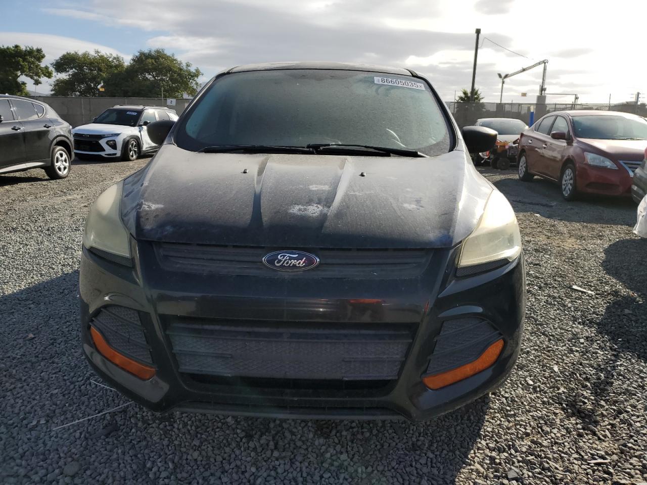2015 Ford Escape S - Фото 5