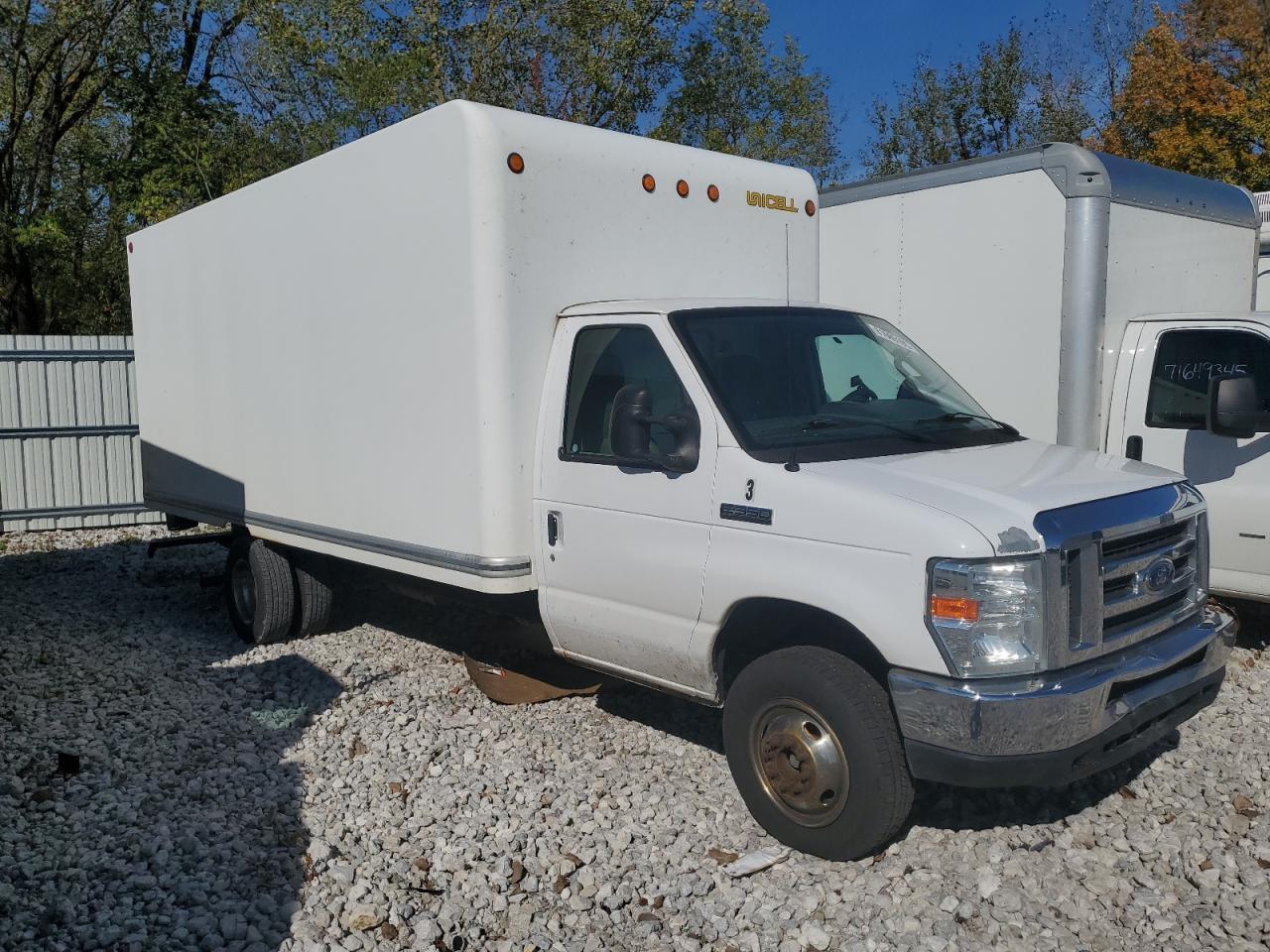 2016 Ford Econoline E350 Super Duty Cutaway Van - Фото 4