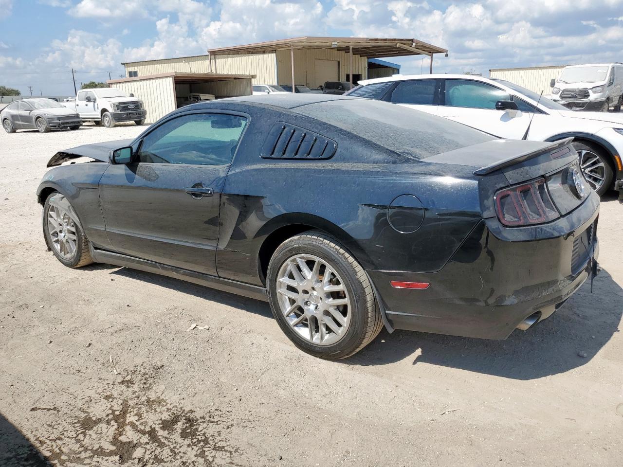 2014 Ford Mustang - Image 2