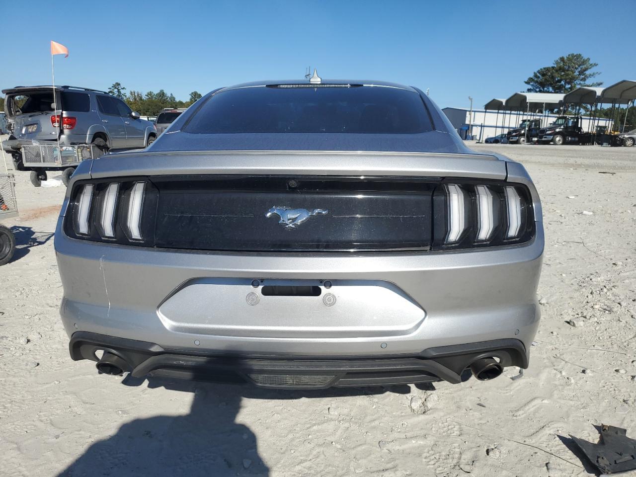 2020 Ford Mustang - Image 6