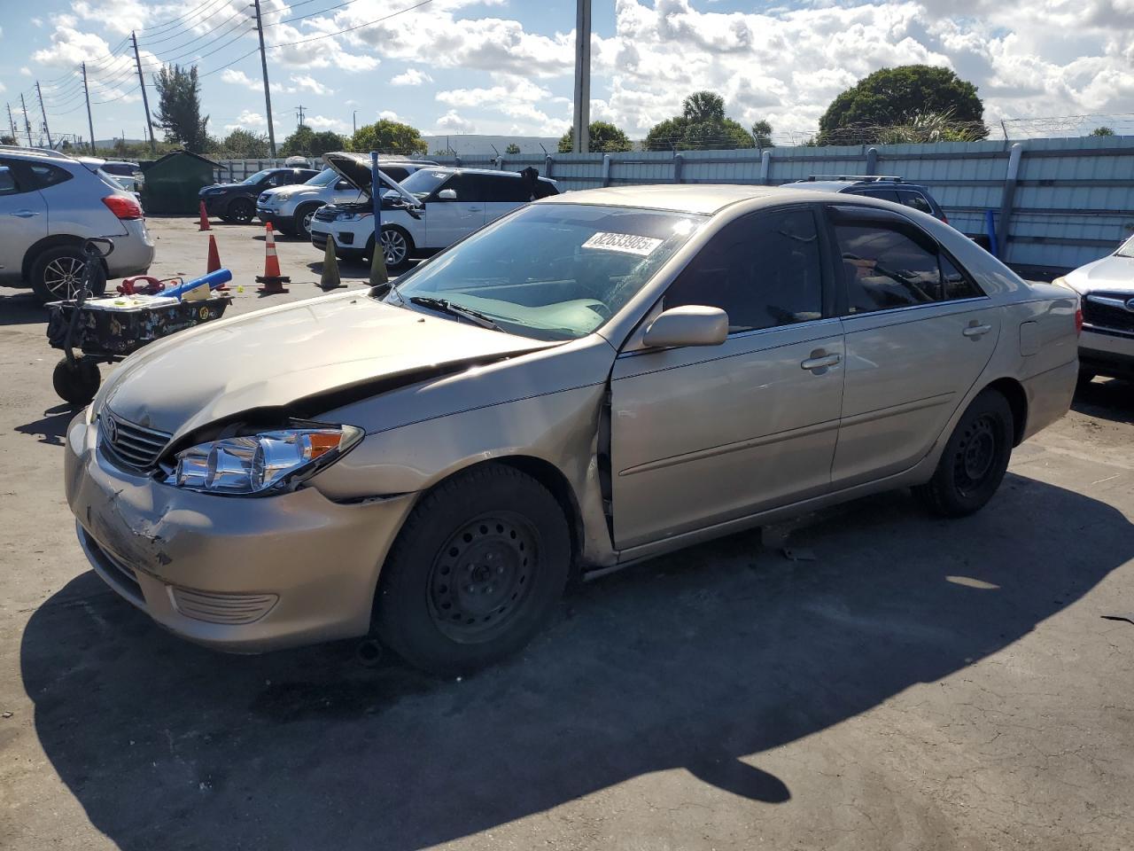 2005 Toyota Camry Le