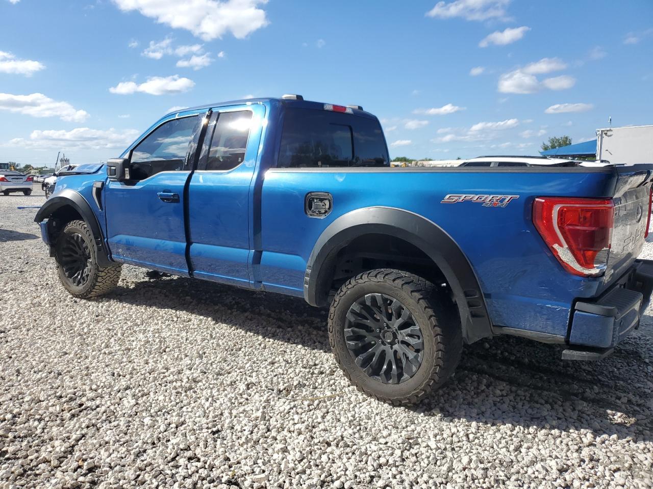 2022 Ford F150 Super Cab - Фото 2