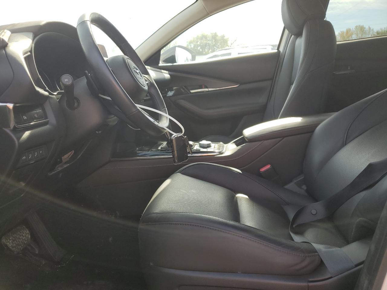2024 Mazda Cx-30 Premium - Image 7