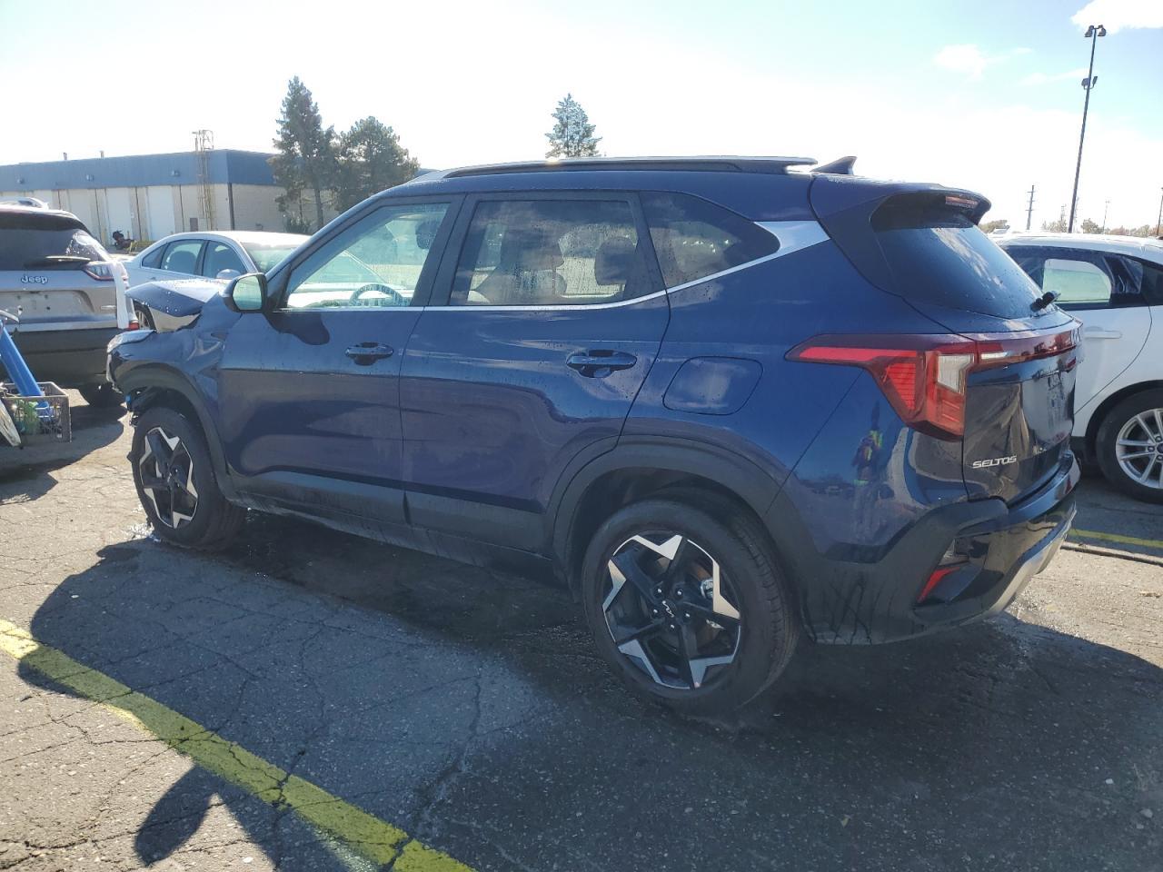 2025 Kia Seltos Ex - Image 2