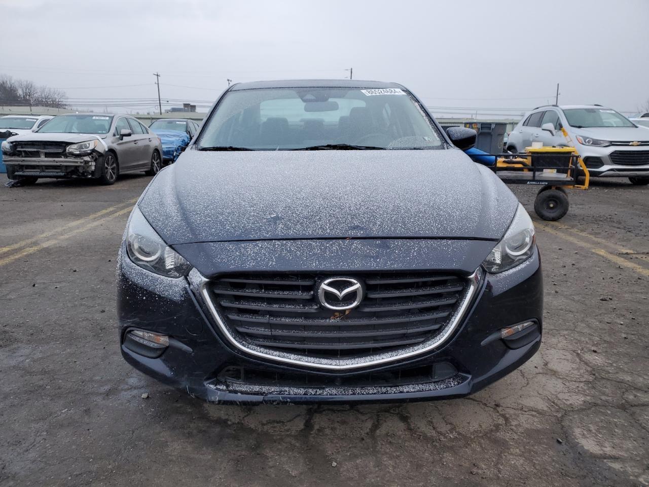 2018 Mazda 3 Touring - Image 5