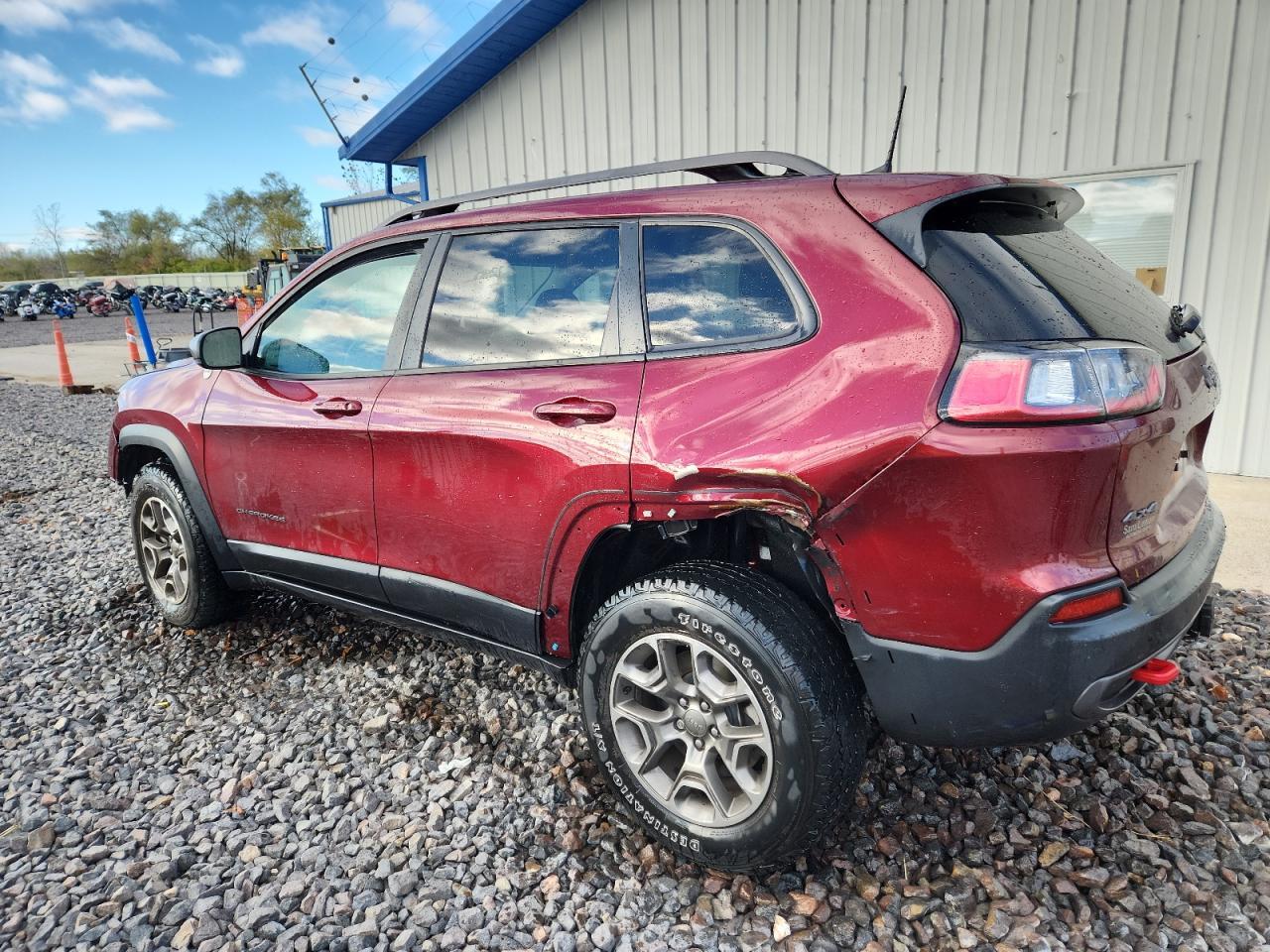 2021 Jeep Cherokee Trailhawk - Image 2
