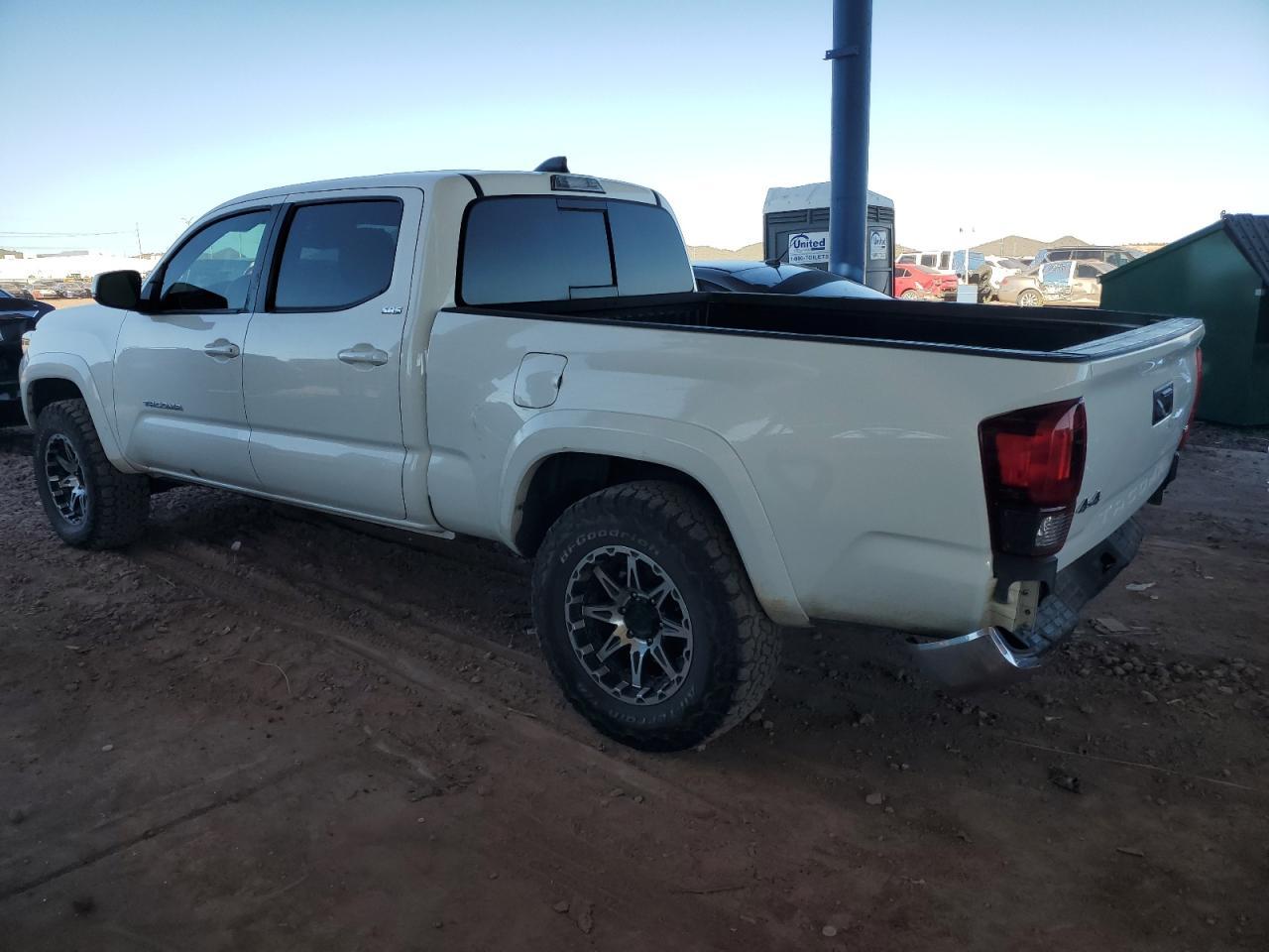2021 Toyota Tacoma Double Cab - Фото 2