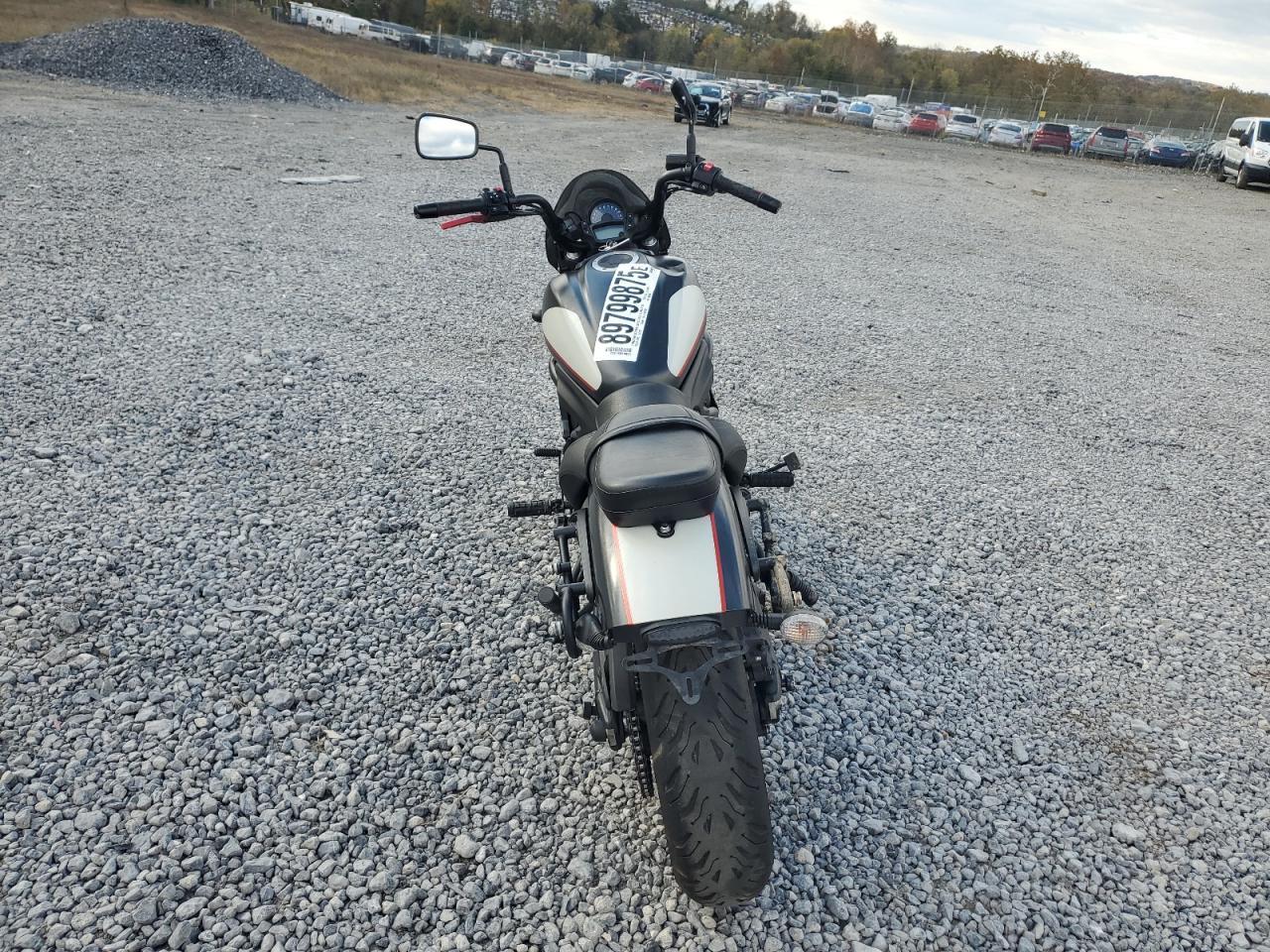 2017 Kawasaki En650 E - Фото 4