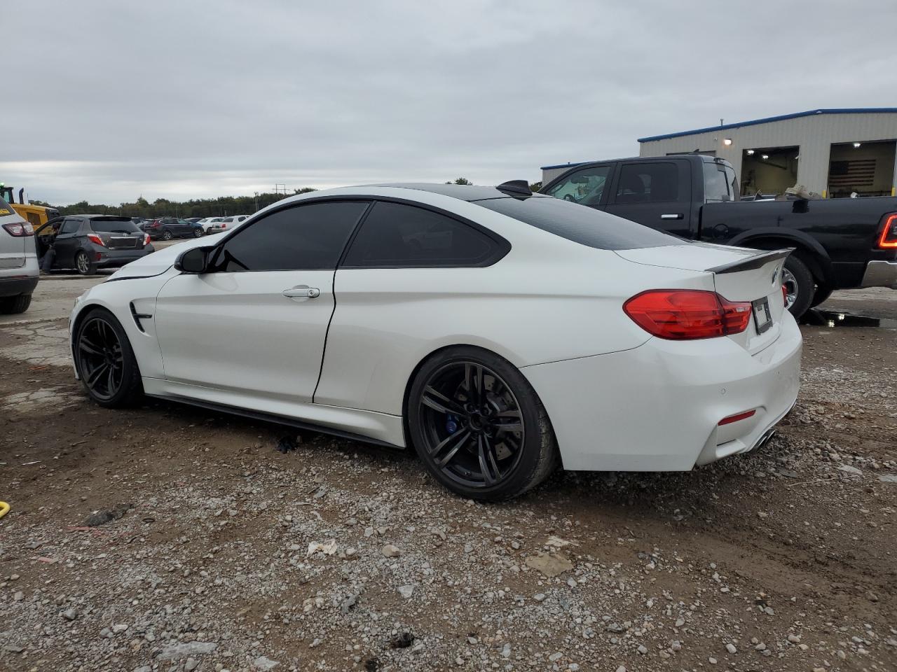 2015 BMW M4 - Image 2