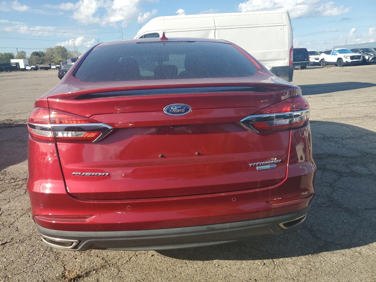 2019 Ford Fusion Titanium - Фото 6