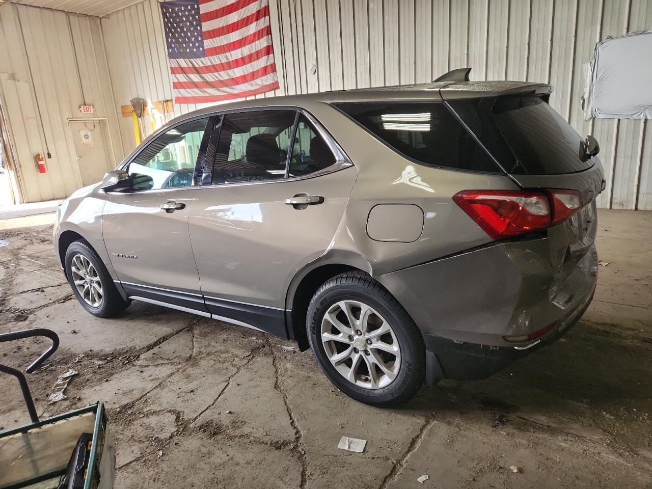 2018 Chevrolet Equinox Lt - Фото 2