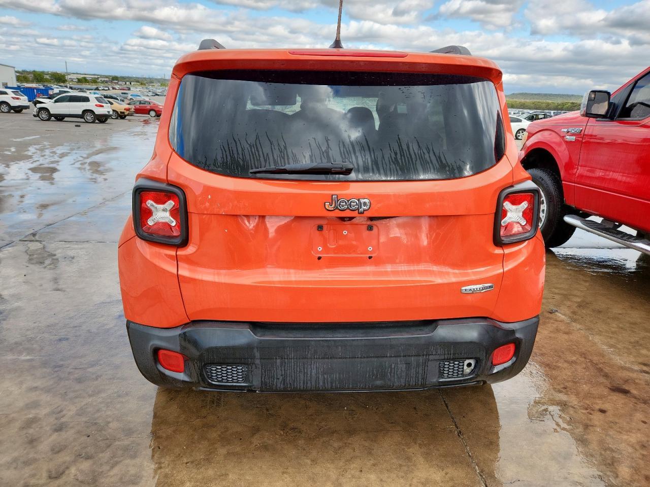 2015 Jeep Renegade Latitude - Фото 6