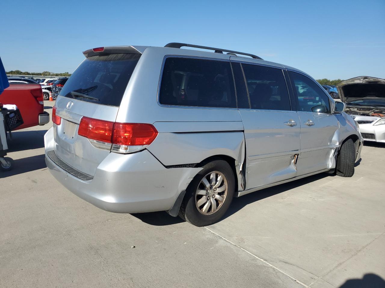 2010 Honda Odyssey Ex - Image 3