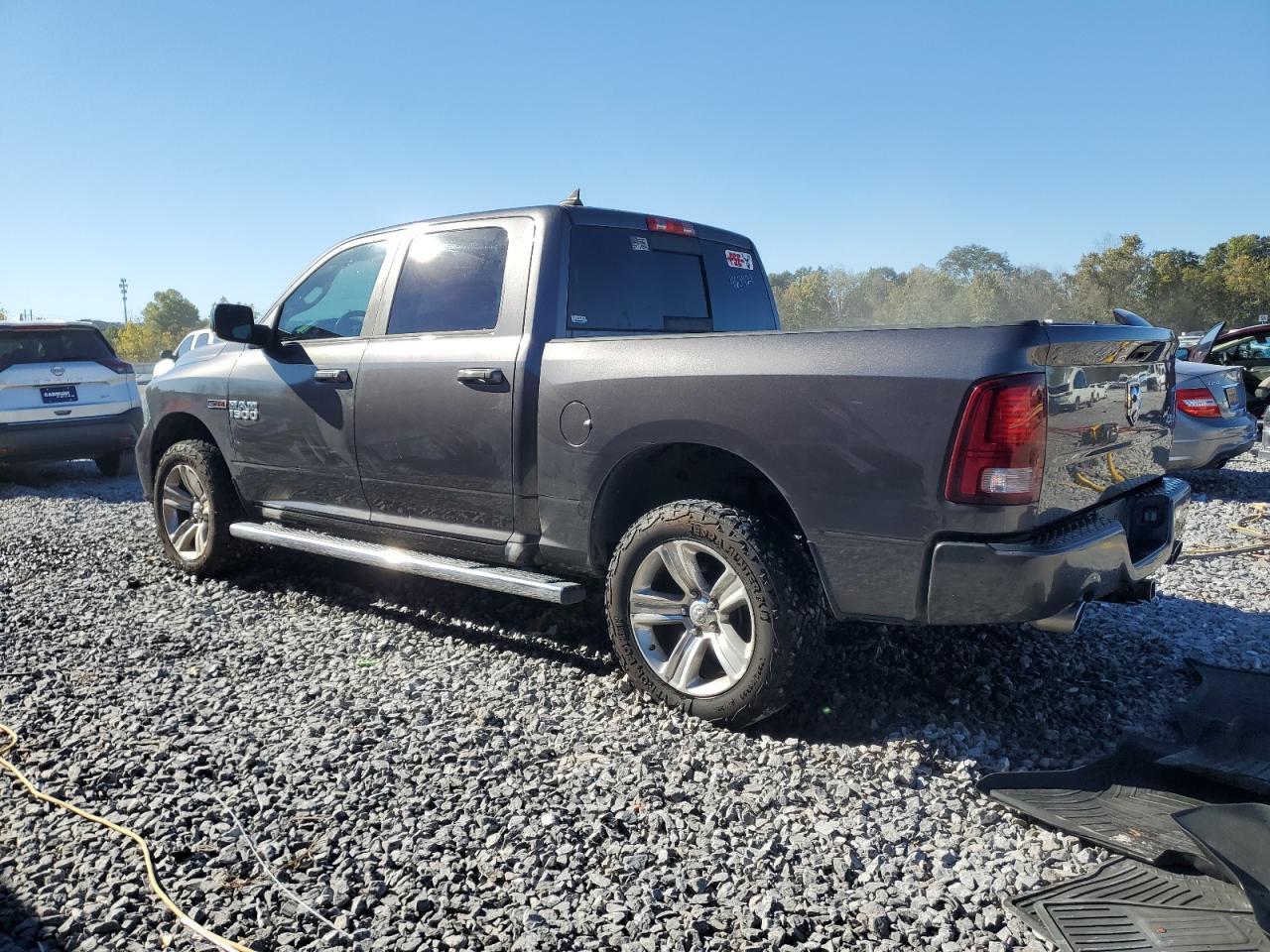 2018 Ram 1500 Sport - Фото 2