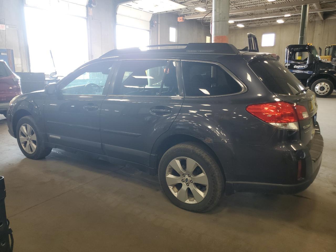 2011 Subaru Outback 2.5I Limited - Фото 2