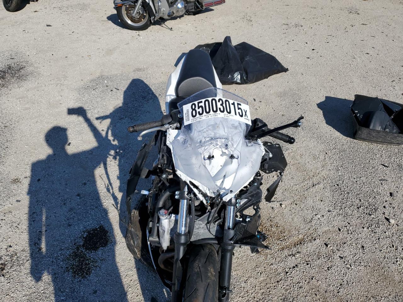 2025 Kawasaki Ex650 R - Фото 5