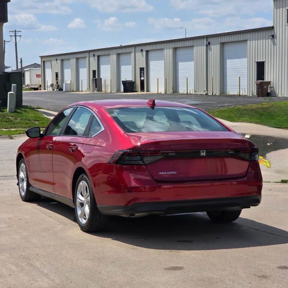 2023 Honda Accord Lx - Image 3