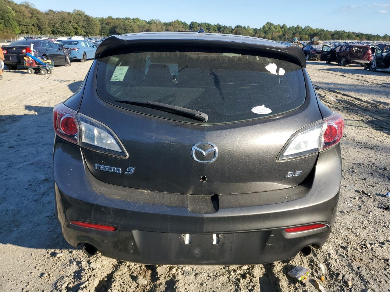 2011 Mazda 3 S - Image 6