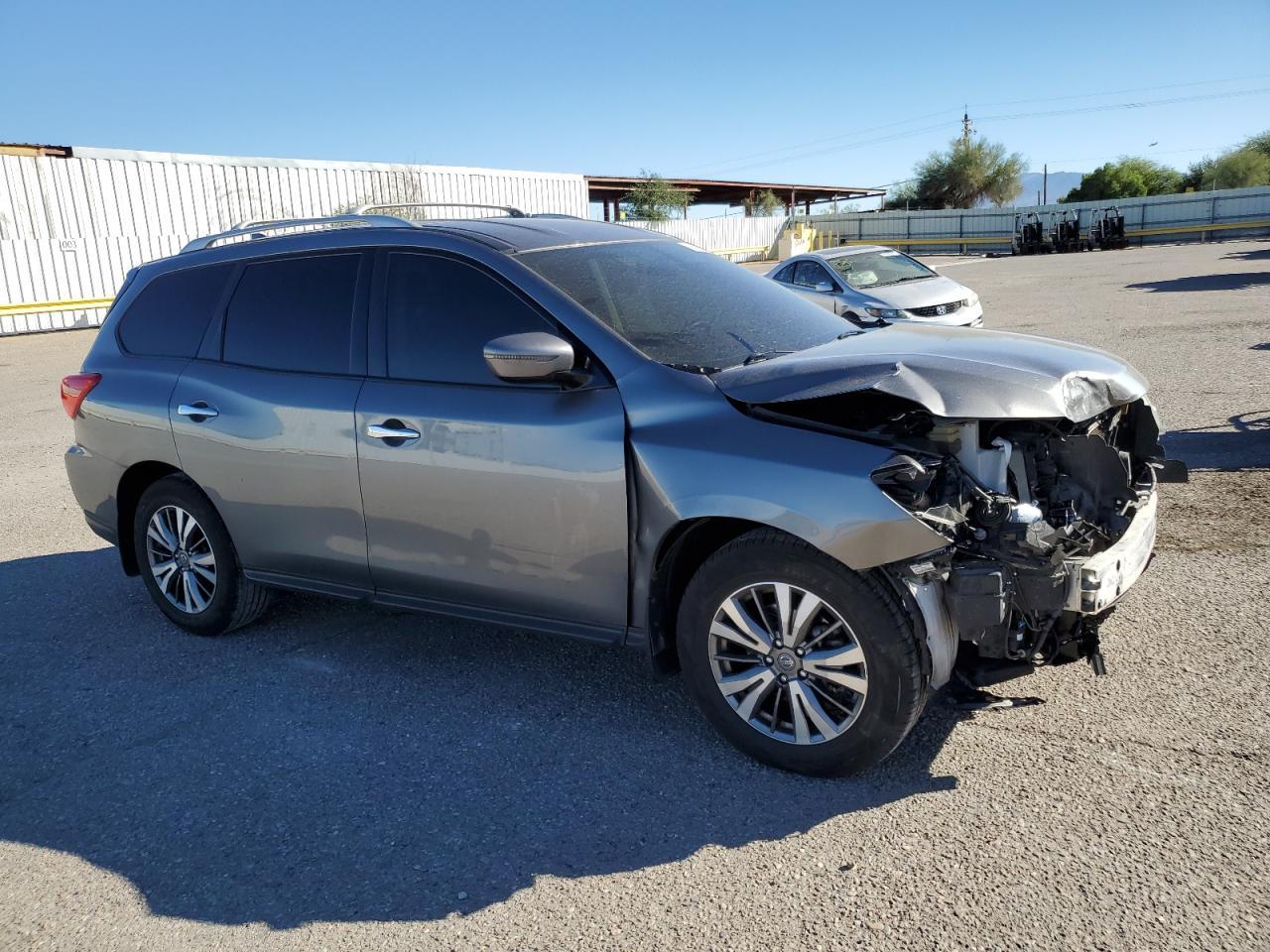 2020 Nissan Pathfinder S - Фото 4