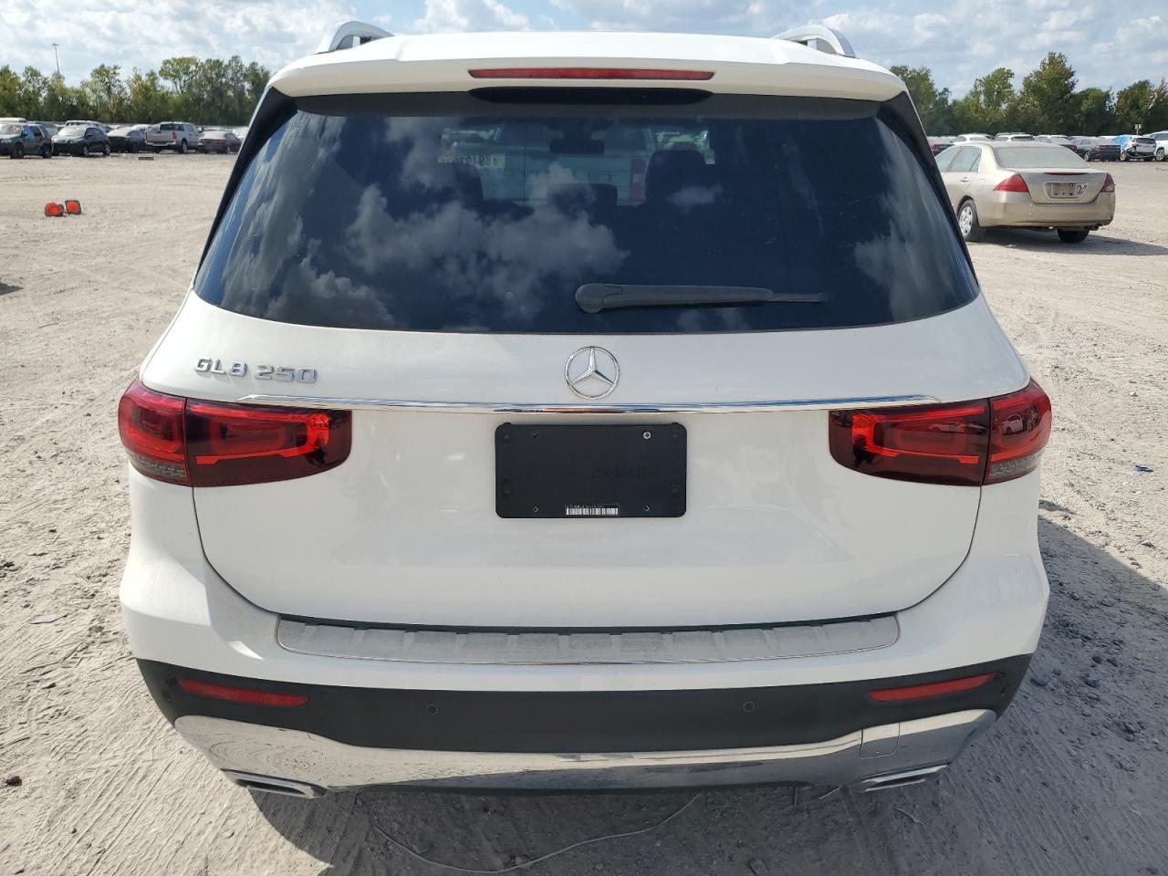 2021 Mercedes-Benz Glb 250 - Фото 6