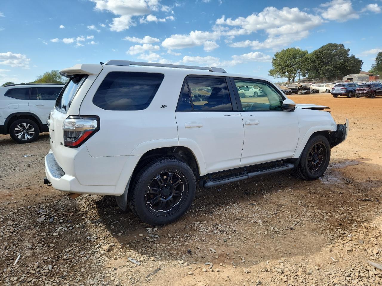 2015 Toyota 4Runner Sr5 - Image 3