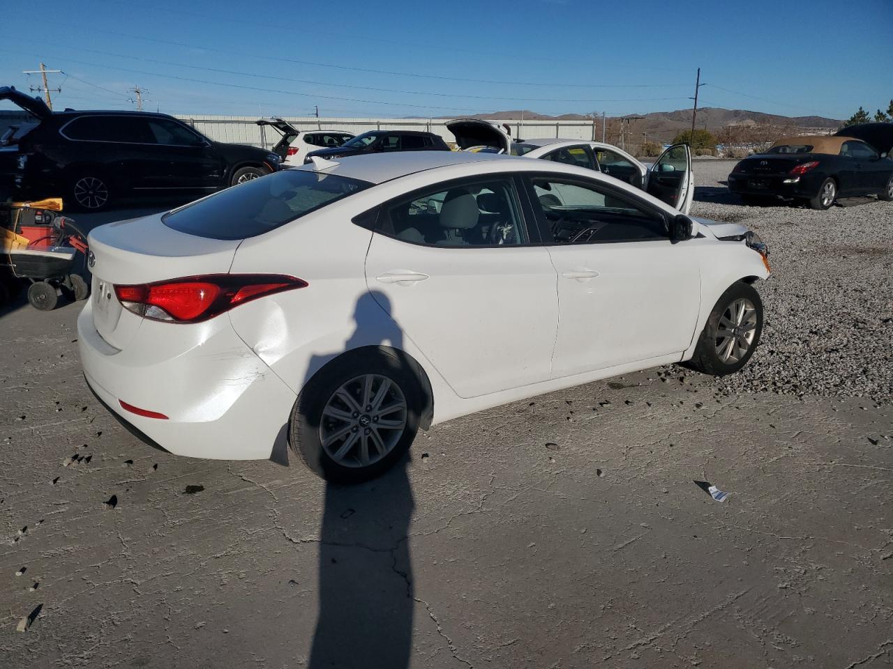 2015 Hyundai Elantra Se - Image 3