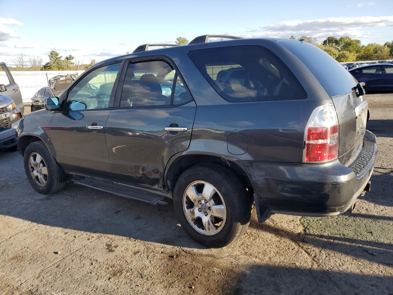 2005 Acura Mdx - Image 2