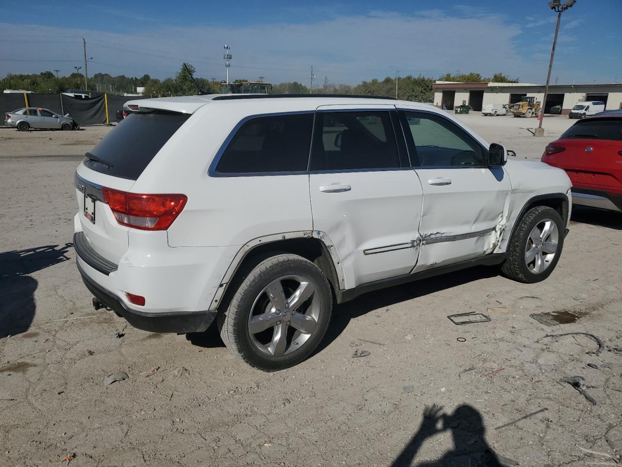 2013 Jeep Grand Cherokee Laredo - Image 3