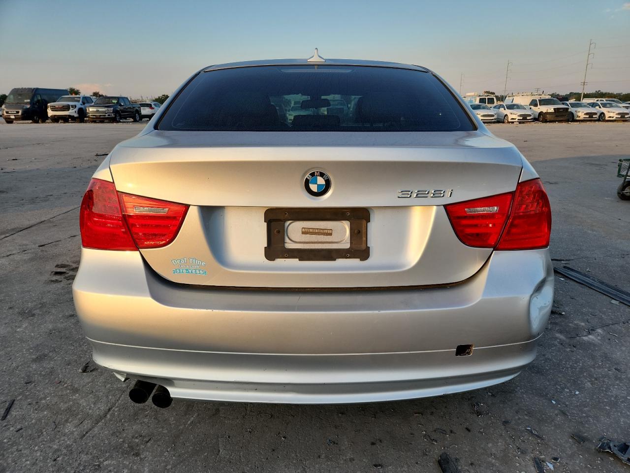 2011 BMW 328 I - Фото 6