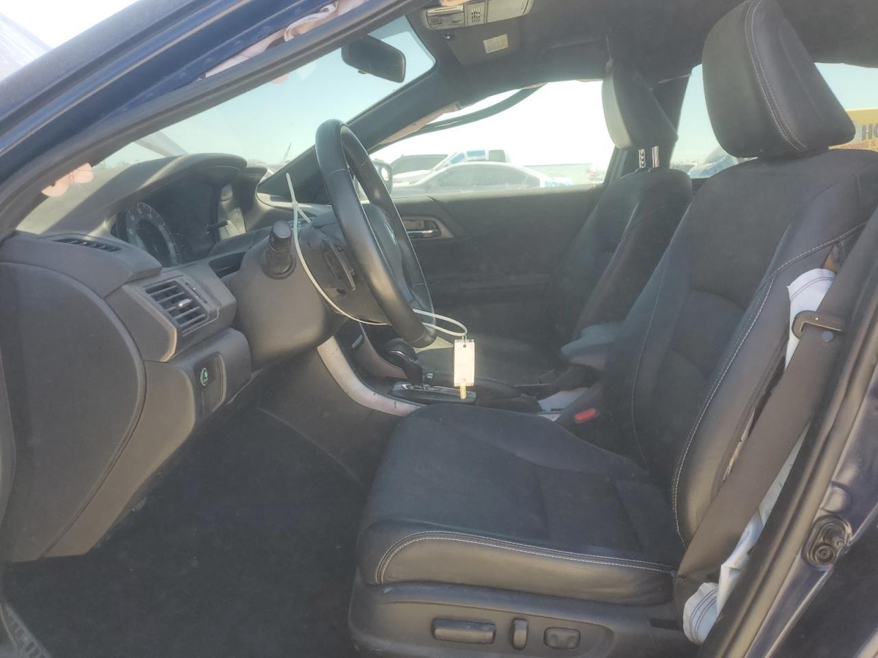 2017 Honda Accord Sport - Image 7