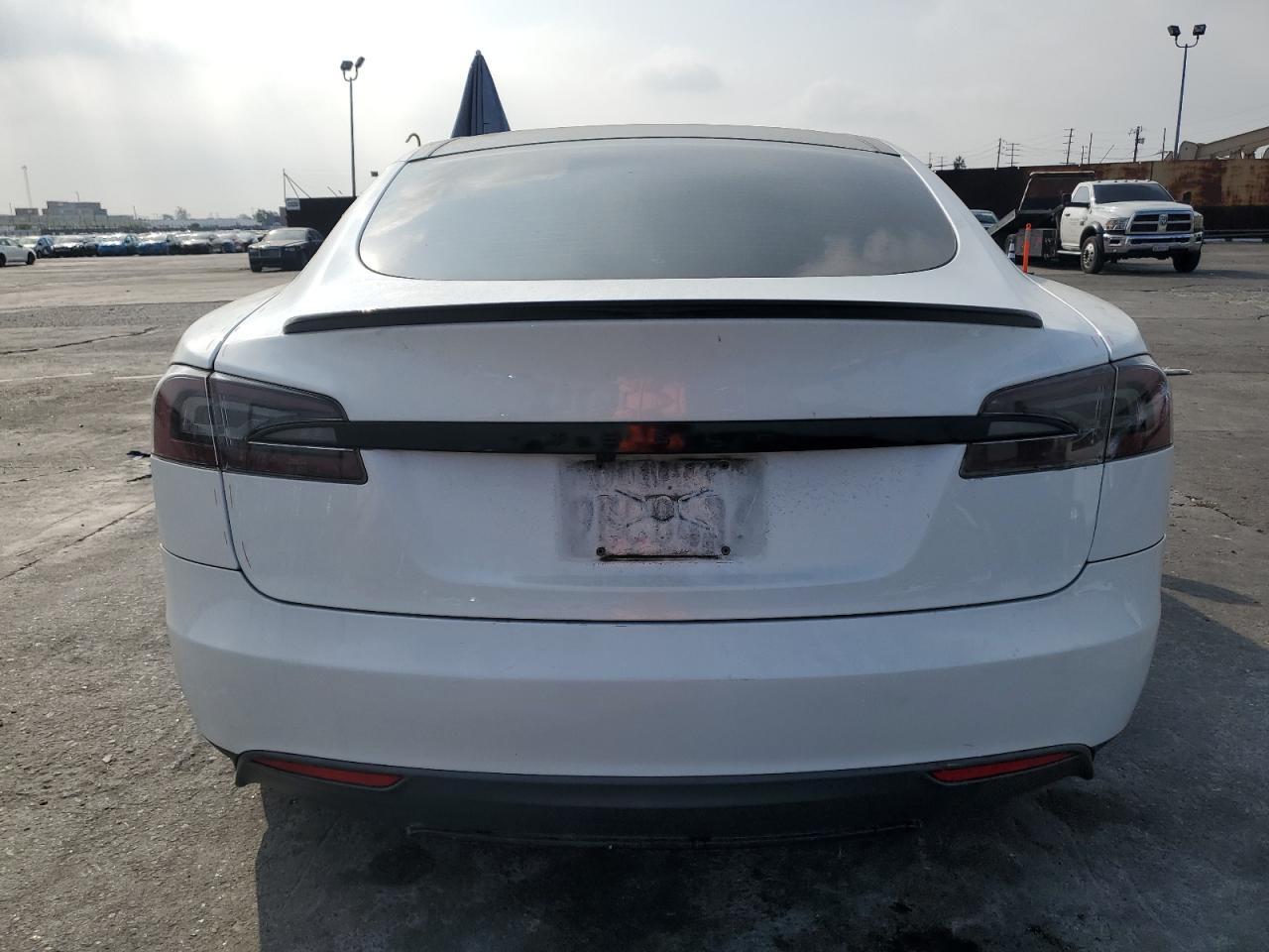 2012 Tesla Model S - Фото 6