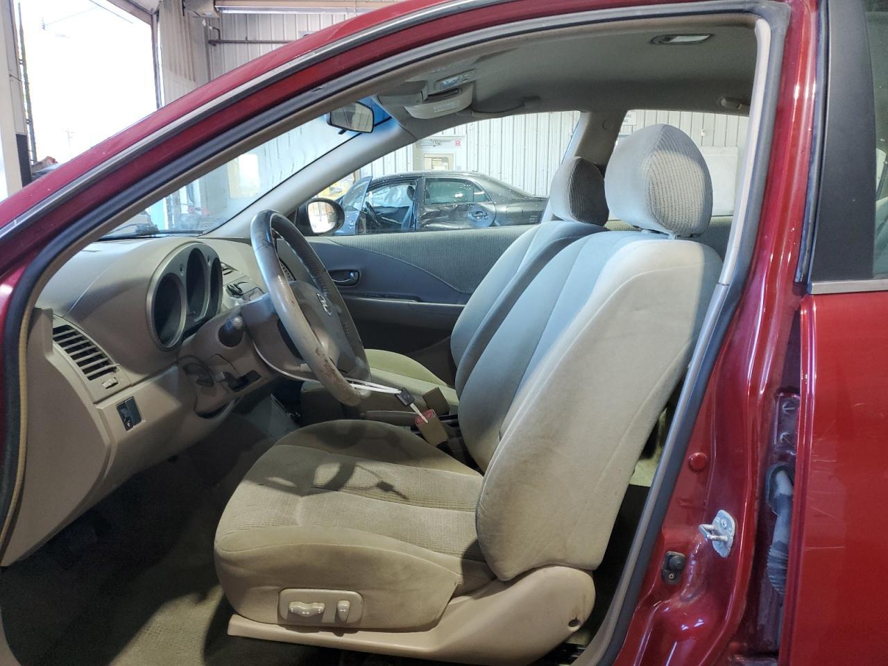2004 Nissan Altima 2.5 - Фото 7