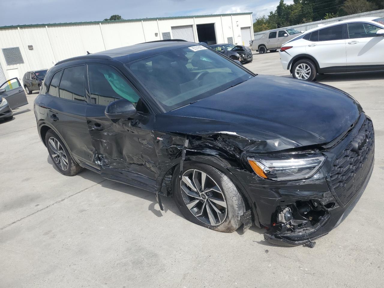 2024 Audi Q5 Premium 45 - Фото 4