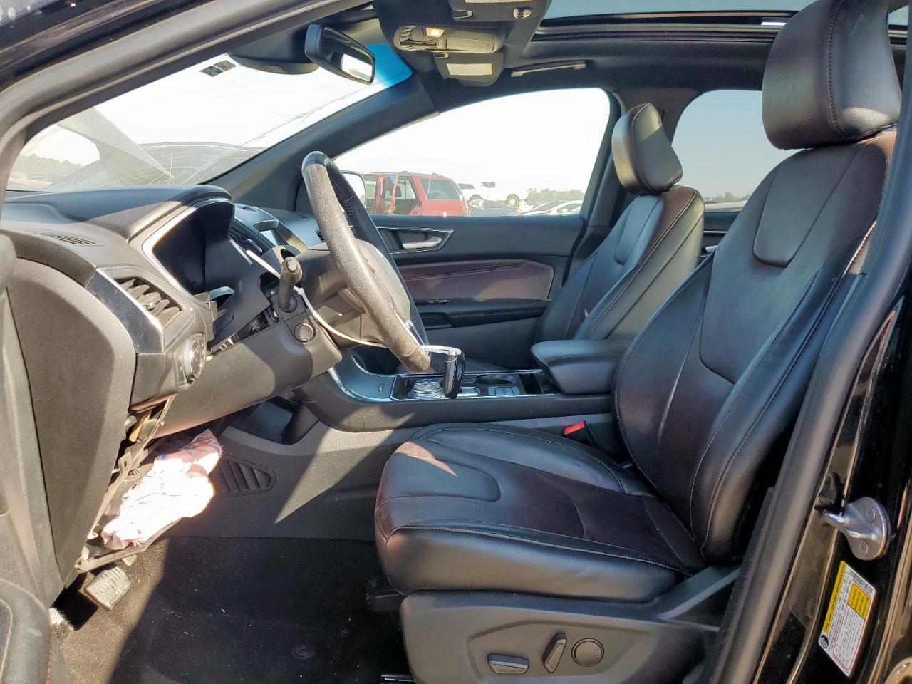 2020 Ford Edge Titanium - Фото 7