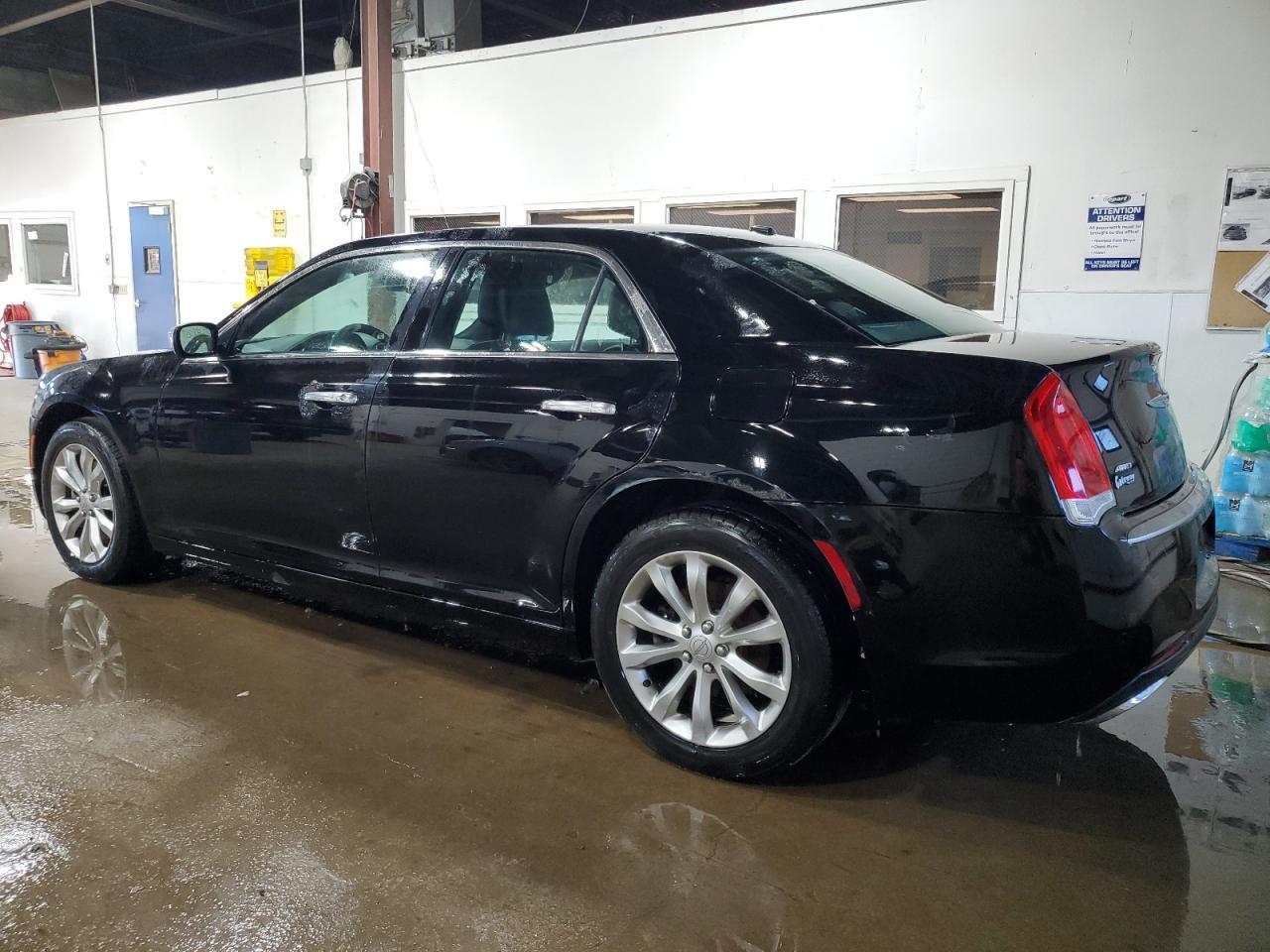 2015 Chrysler 300C Platinum - Фото 2