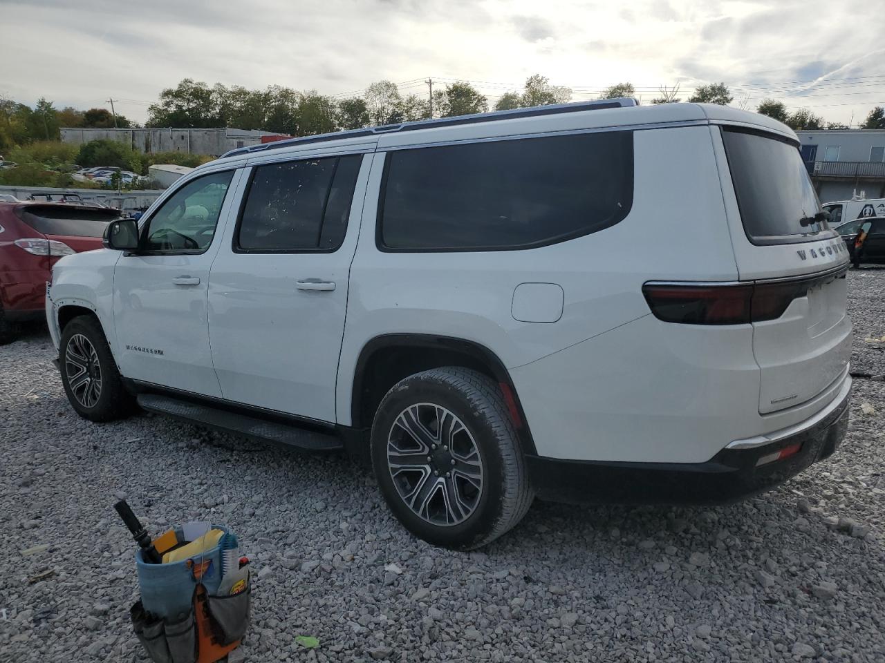 2023 Jeep Wagoneer L Series Ii - Фото 2