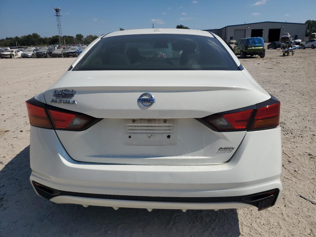 2020 Nissan Altima S - Фото 6