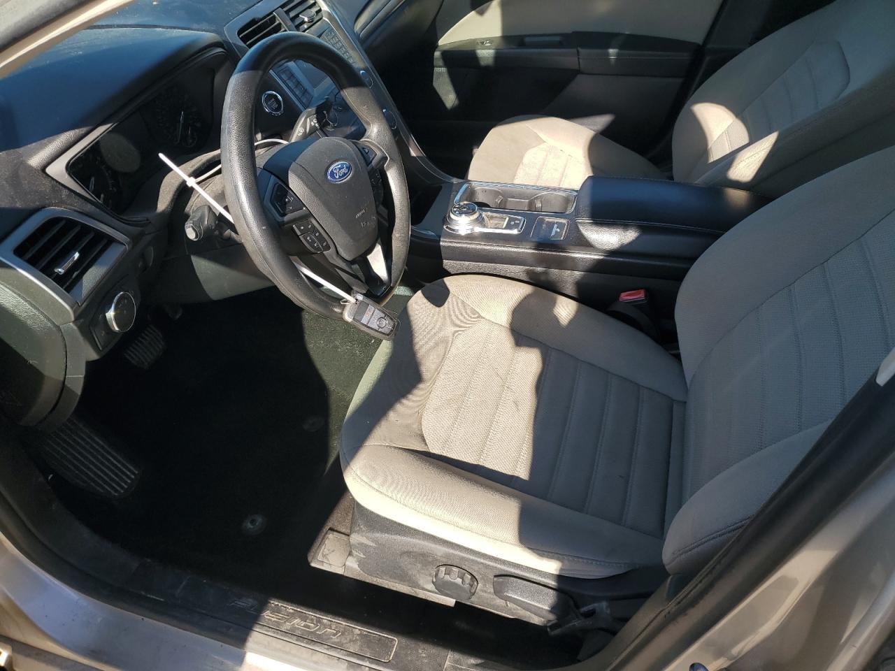2019 Ford Fusion S - Image 7