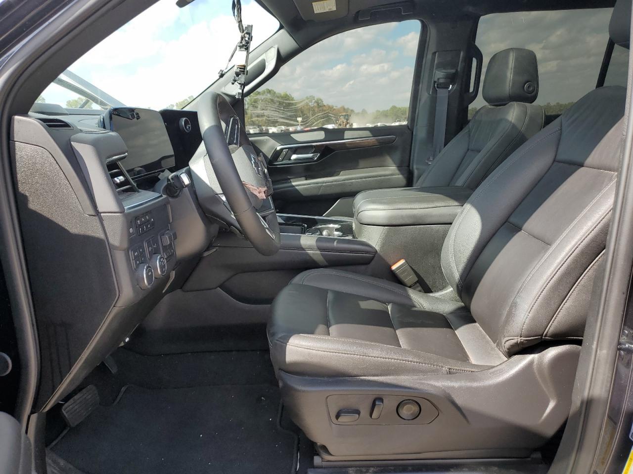 2025 Chevrolet Tahoe K1500 Z71 - Фото 7