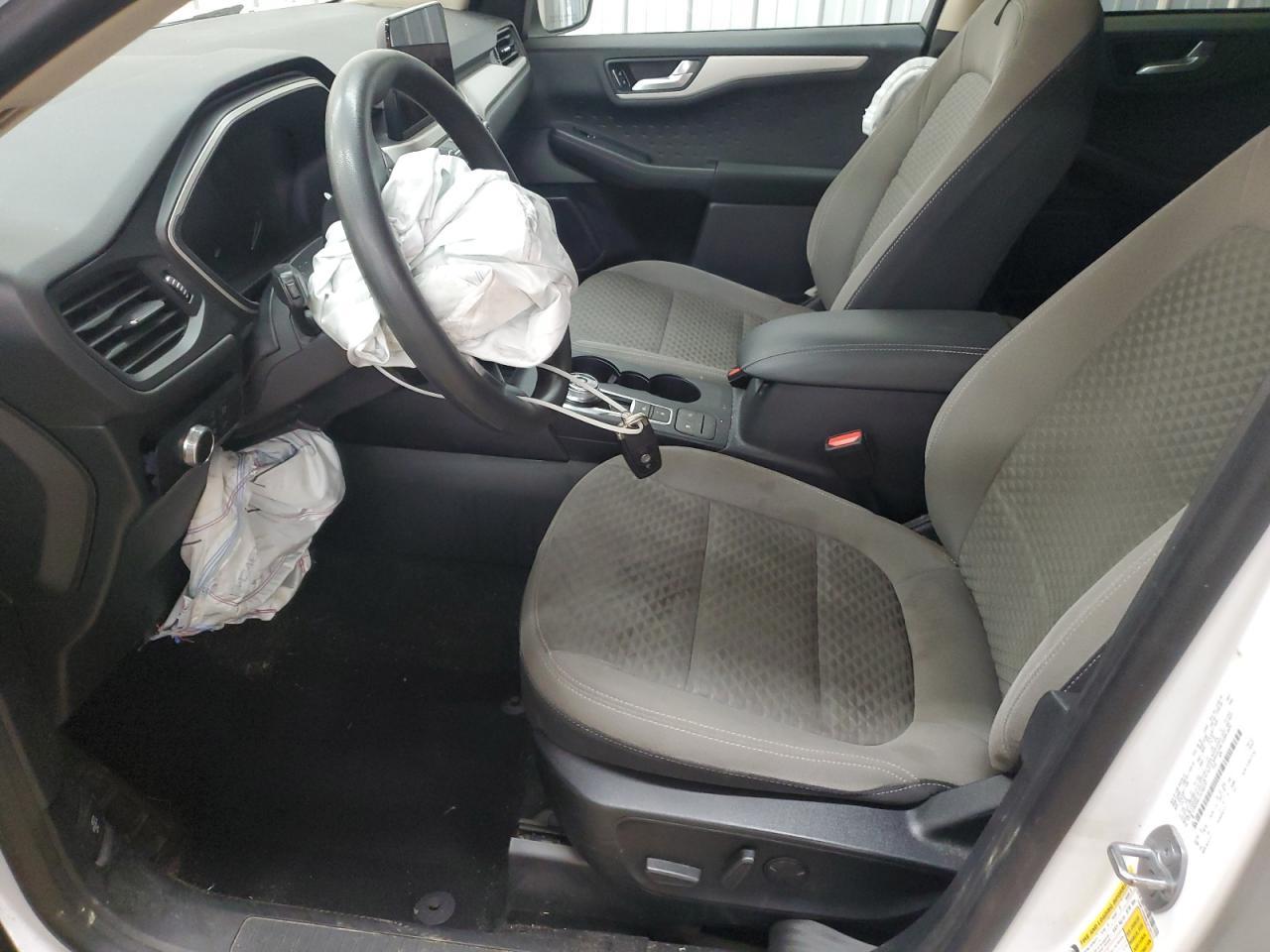 2020 Ford Escape Se - Фото 7